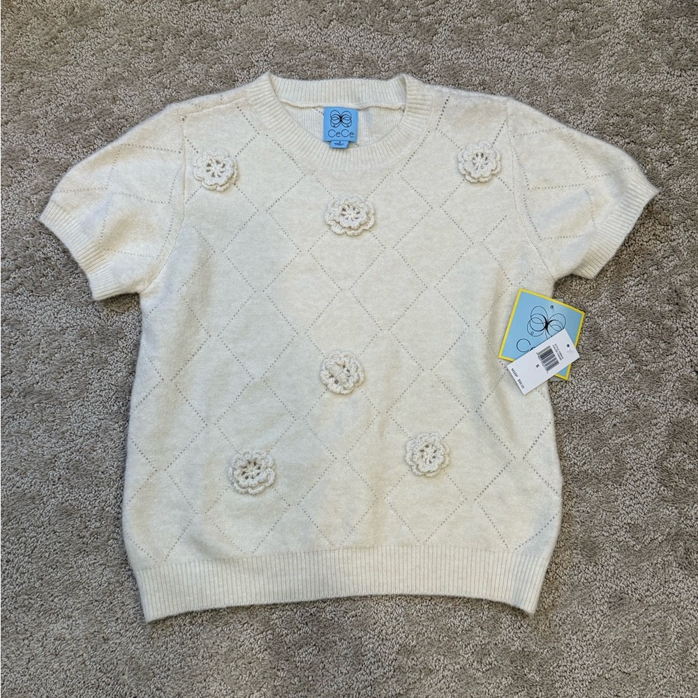 CeCe Cream Short Sleeve Sweater